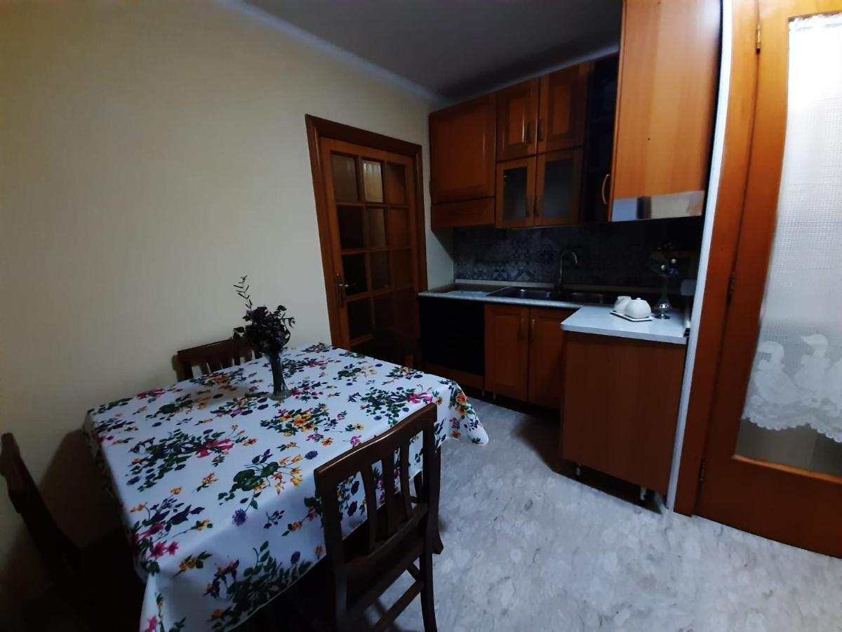 Holiday House Nel Cuore Di Bari Bagian luar foto