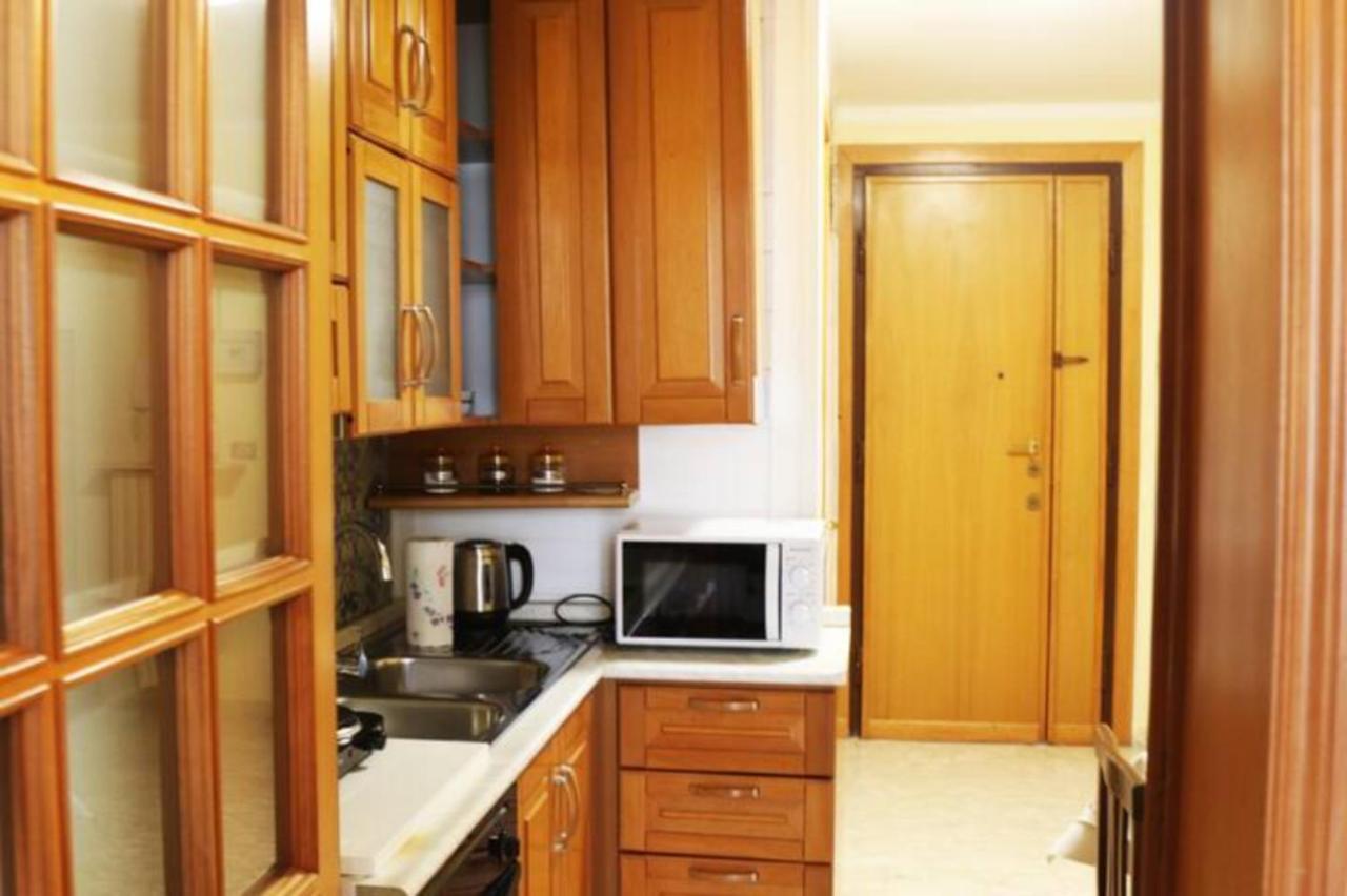 Holiday House Nel Cuore Di Bari Bagian luar foto