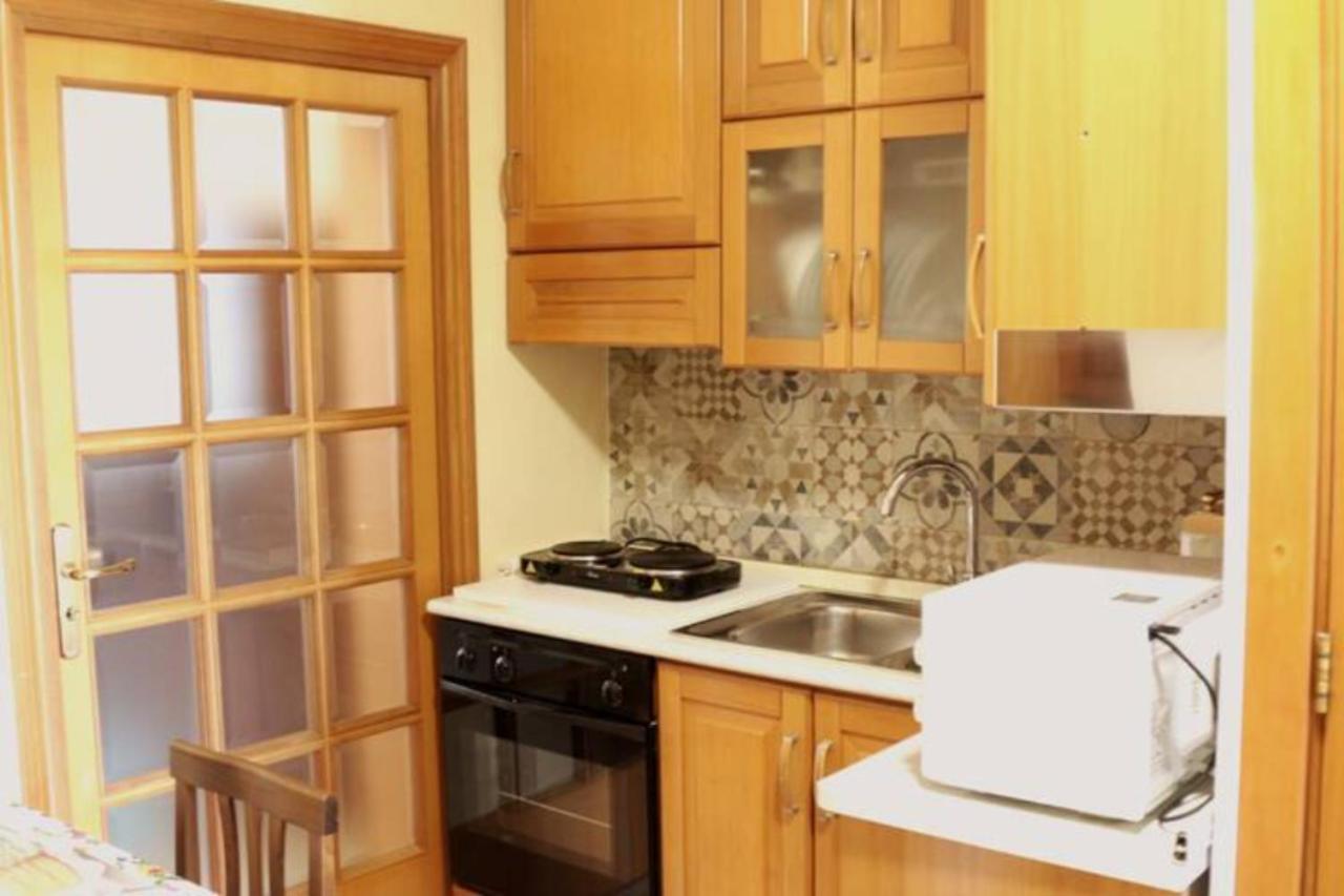 Holiday House Nel Cuore Di Bari Bagian luar foto